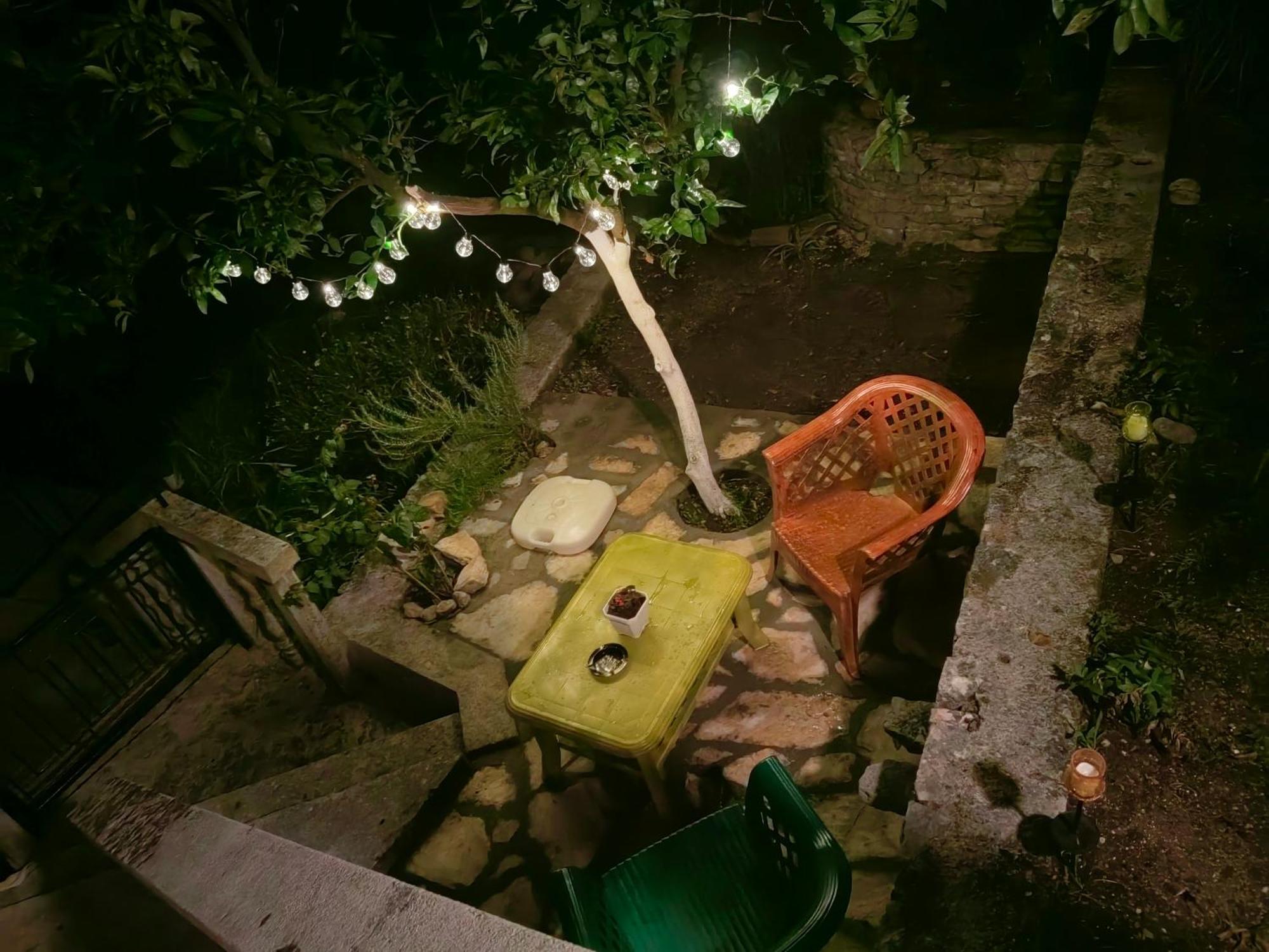 شقة Old House Morinj الغرفة الصورة
